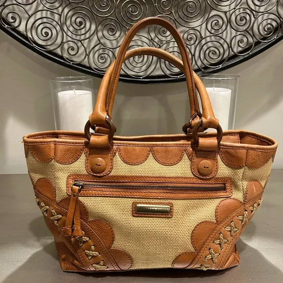 Vintage Isabella Fiore Tan and Brown Shoulder Bag - Picture 1 of 10